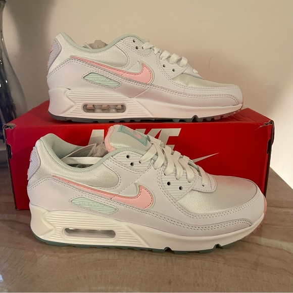 Nike Shoes - Nike Women’s Air Max 90 White / Arctic Punch
